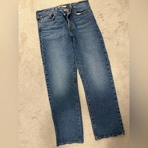 Levi’s Premium High Rise Wedgie Straight, 31x28